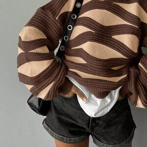 Khaki & Browm Casual Women's Round Neck Wave Stripe Long-Sleeved Knit Sweater